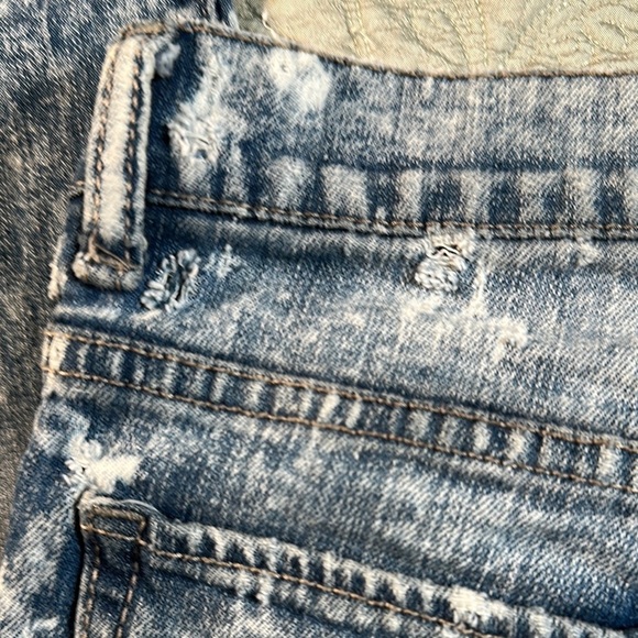 Levi's Blue Distressed Jean Jacket Vintage Style - Picture 6 of 11